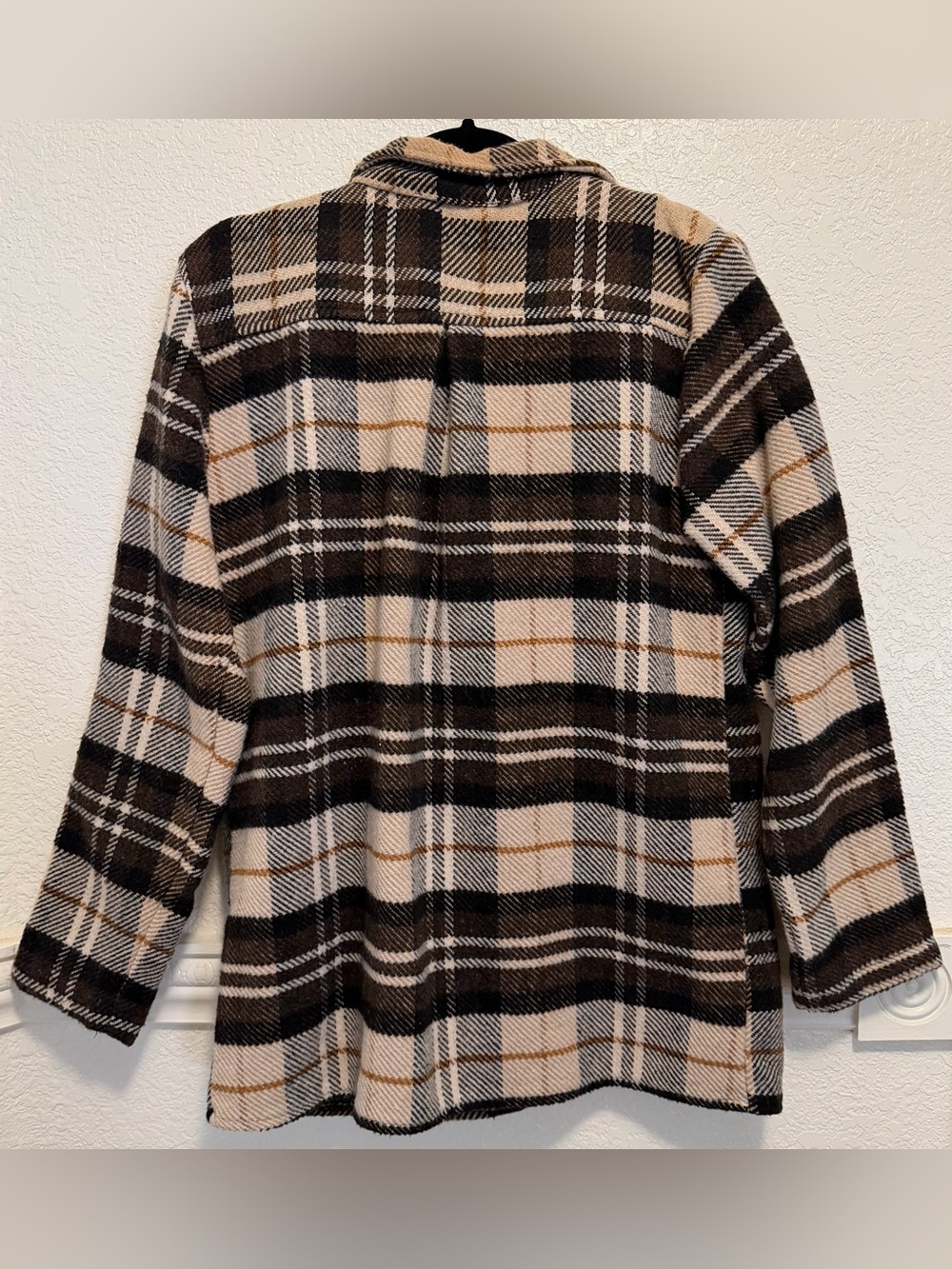 Boho Neutral Plaid Oversized Shacket Jacket Button Front Cozy Layering Piece - Picture 7 of 7